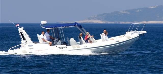 Speedboat